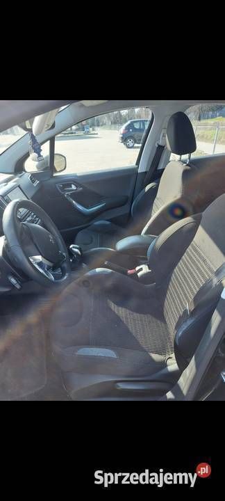 Używany Peugeot 208 92 KM (67 kW) 2012 Hatchback