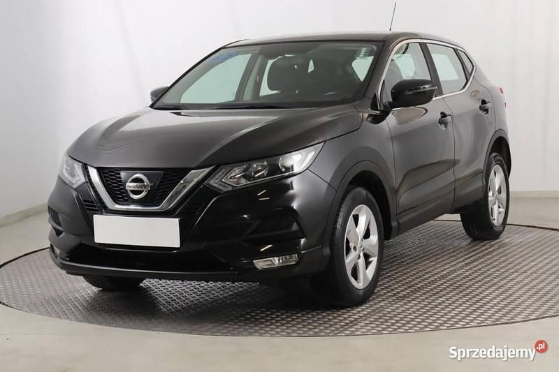 Używany Nissan Qashqai 2017 Czarny SUV