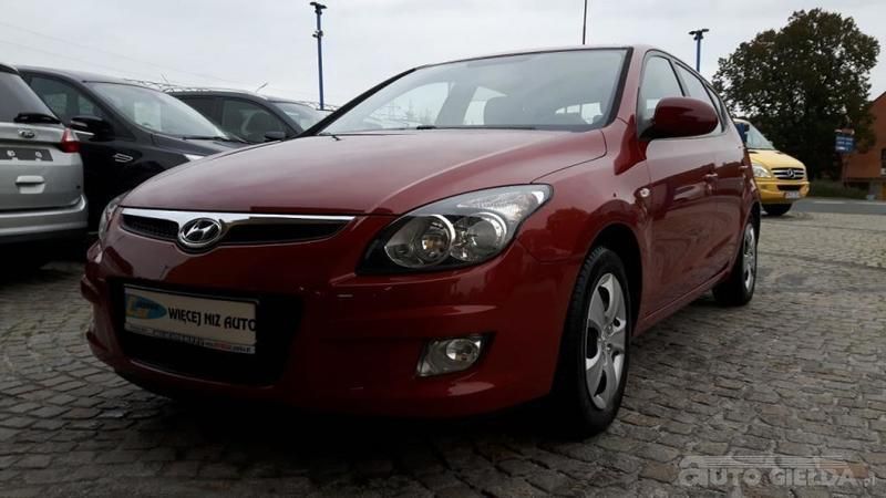 Bordowy metalik Używany 2010 Hyundai i30 | 23 900 zł (Drogi) - Obraz 1/4