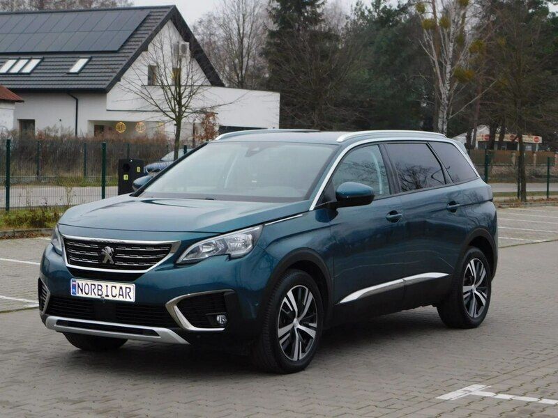 Inny kolor Używany 2019 Peugeot 5008 Minivan | 67 980 zł (Dobra cena) - Obraz 1/4
