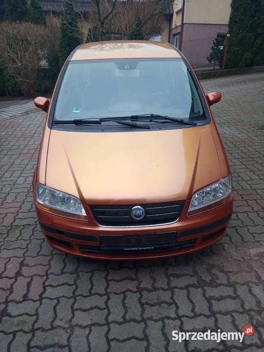 Używany Fiat Idea Dynamic 95 KM (69 kW) 2006 Złoty Minivan