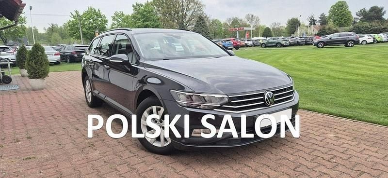 Inny Używany 2020 VW Passat Kombi | 73 800 zł (Uczciwa cena) - Obraz 1/4