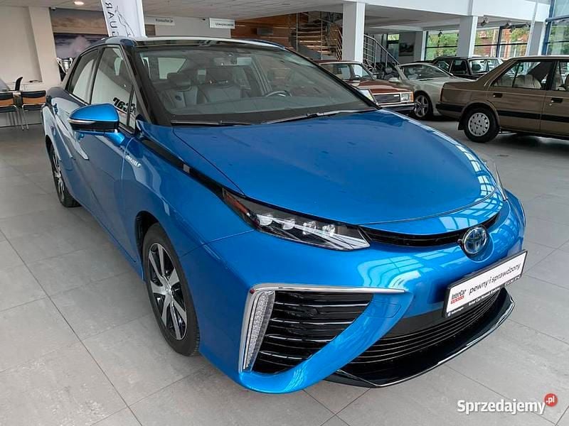 Używany 2017 Toyota Mirai Sedan/Limuzyna | 116 850 zł - Obraz 1/4