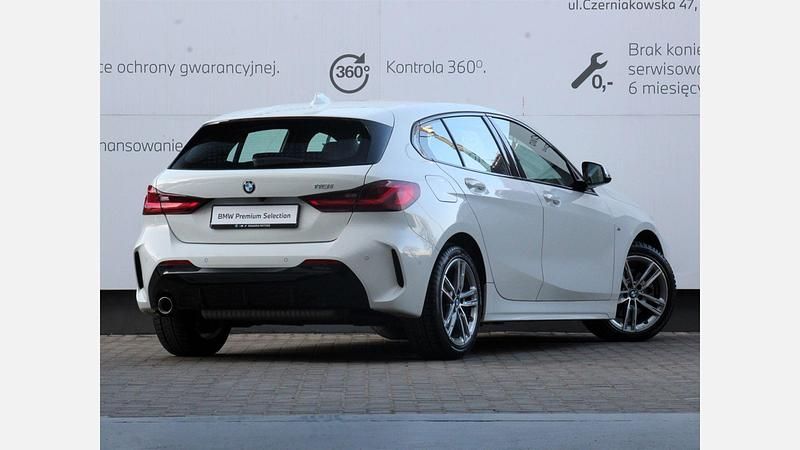 Używany BMW 118 Shadowline 140 KM (102 kW) 2023 Biel alpejska Hatchback