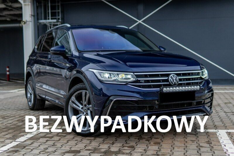 Niebieski ciemny (metalik) Używany 2022 VW Tiguan Allspace SUV | 167 000 zł - Obraz 1/4