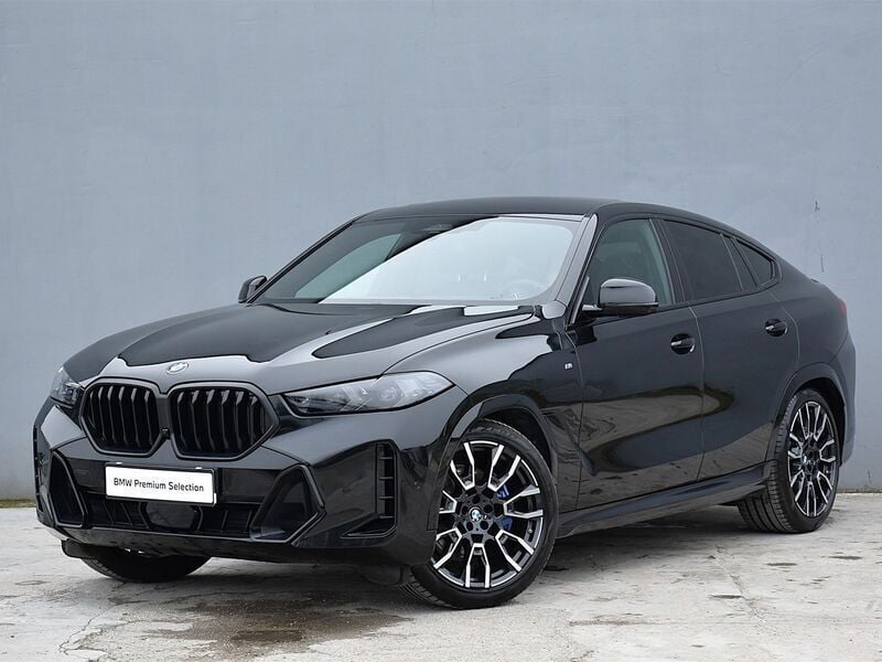 Czarny szafir metalizowany Używany 2023 BMW X6 Comfort Edition SUV | 399 900 zł - Obraz 1/3