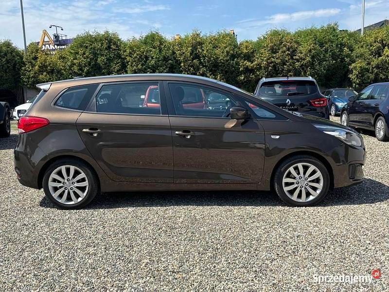 Używany Kia Carens 135 KM (99 kW) 2013 Brązowy Minivan
