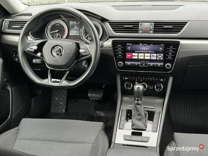 Używany Skoda Superb Style 280 KM (205 kW) 2020 Czarny Sedan/Limuzyna