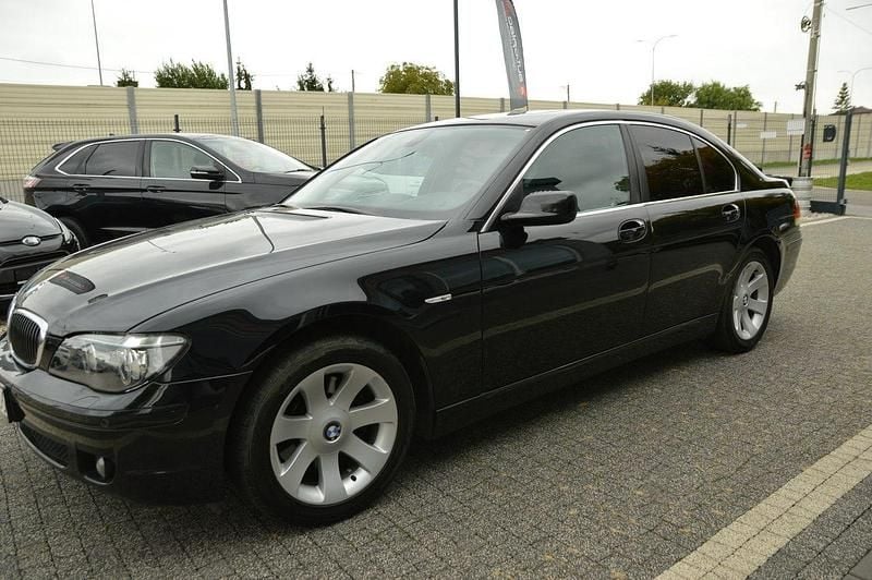 Używany BMW 730 231 KM (169 kW) 2006 Czarny Sedan/Limuzyna