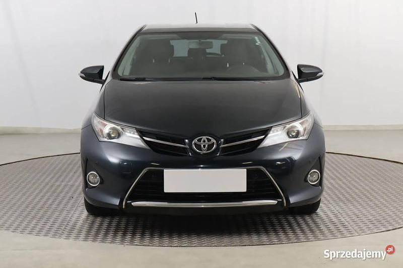 Niebieski Używany 2013 Toyota Auris Hatchback | 35 999 zł (Uczciwa cena) - Obraz 1/4