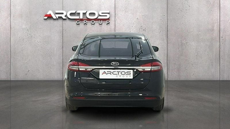 Używany Ford Mondeo 165 KM (121 kW) 2019 Czarny Hatchback