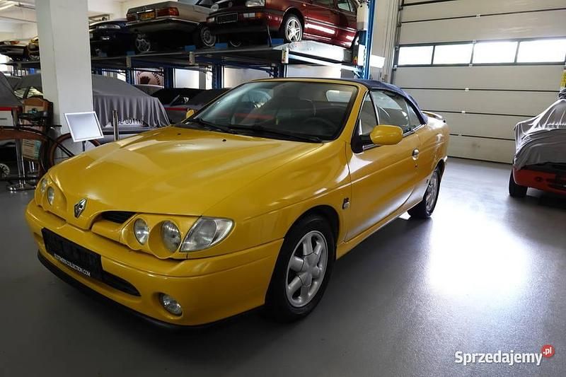 Żółty Używany 1998 Renault Mégane Cabriolet Kabriolet | 18 900 zł - Obraz 1/4