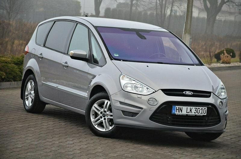 Używany Ford S-MAX S 147 KM (108 kW) 2010 Szary (metalik, perła) Minivan