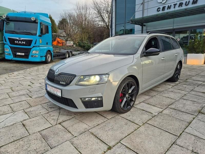 Szary (metalik) Używany 2015 Skoda Octavia Kombi | 45 500 zł (Dobra cena) - Obraz 1/4