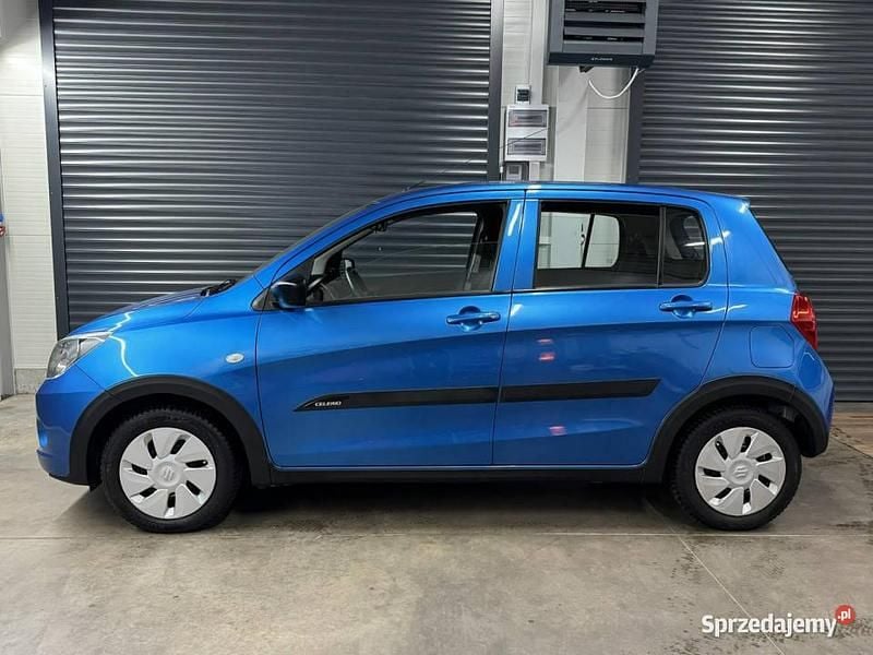 Używany Suzuki Celerio 68 KM (50 kW) 2015 Niebieski jasny (metalik) Hatchback