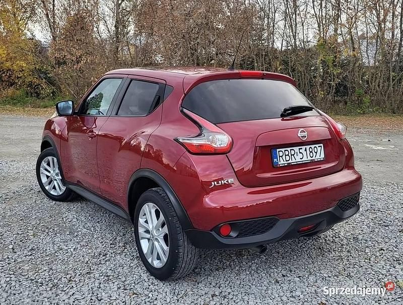 Używany Nissan Juke 2016 Bordowy SUV