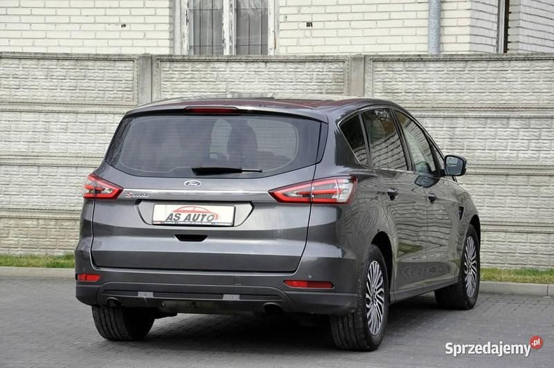 Używany Ford S-MAX S 150 KM (110 kW) 2019 Grafitowy (metalik, perła) Minivan