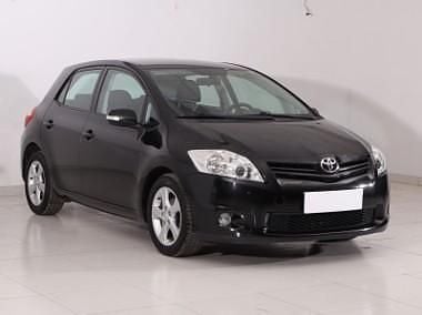 Używany Toyota Auris 99 KM (72 kW) 2012 Czarny Hatchback