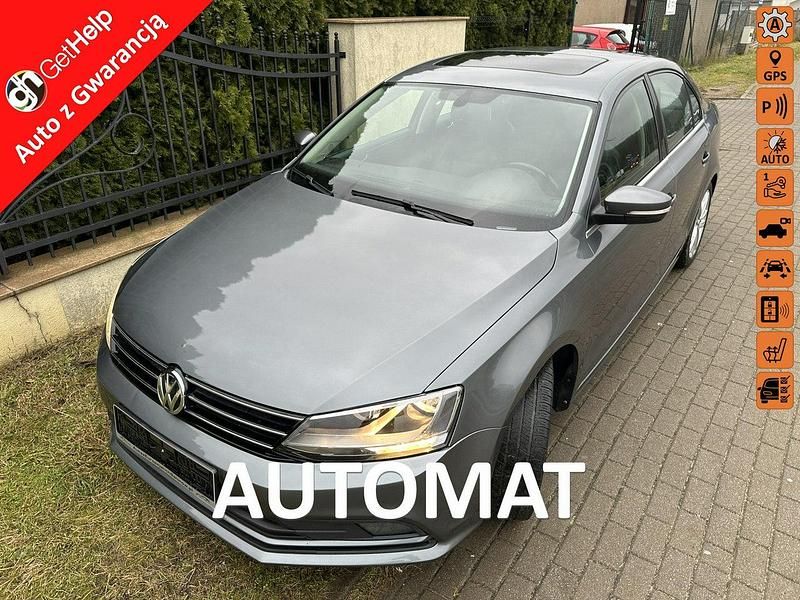 Szary Używany 2016 VW Jetta Sedan/Limuzyna | 39 500 zł - Obraz 1/4