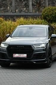 Używany Audi SQ7 435 KM (319 kW) 2017 Szary (metalik) SUV