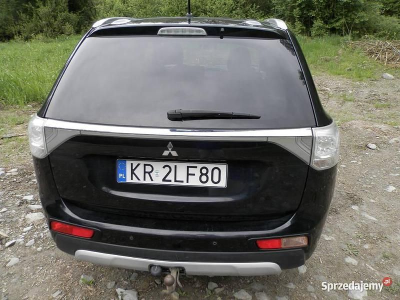 Używany 2015 Mitsubishi Outlander P-HEV | 36 500 zł (Super Cena) - Obraz 1/4