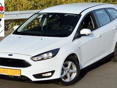 Biały Używany 2018 Ford Focus Kombi | 36 000 zł (Dobra cena) - Obraz 1/4