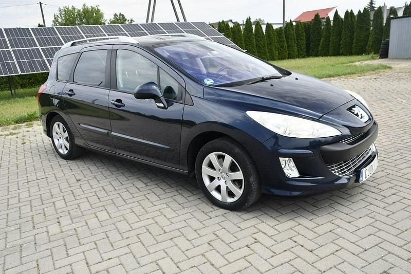 Używany Peugeot 308 SW 120 KM (88 kW) 2009 Niebieski Kombi