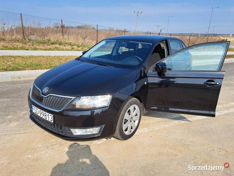 Czarny Używany 2014 Skoda Rapid Sedan/Limuzyna | 24 900 zł (Uczciwa cena) - Obraz 1/4