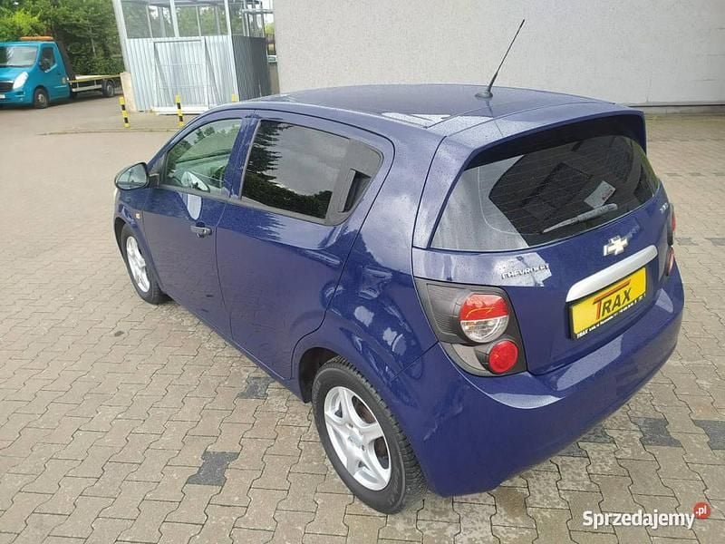 Niebieski ciemny Używany 2013 Chevrolet Aveo Hatchback | 17 900 zł (Uczciwa cena) - Obraz 1/4