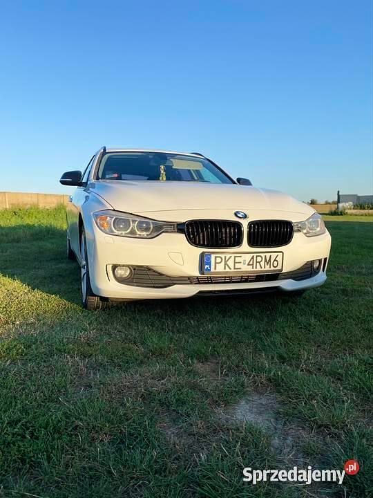Biały Używany 2014 BMW 501 Kombi | 42 500 zł - Obraz 1/4
