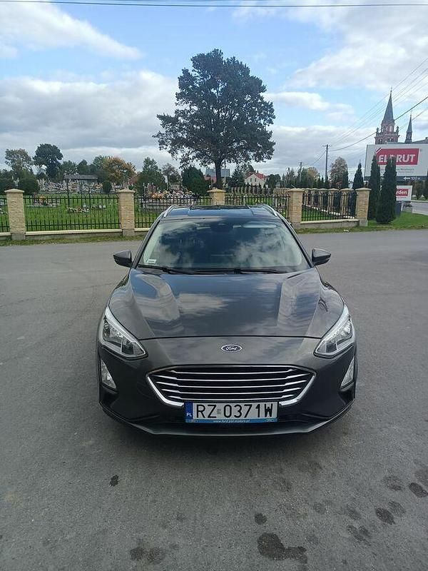 Używany Ford Focus 150 KM (110 kW) 2019 Szary Kombi