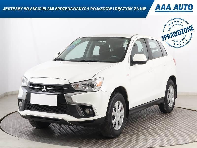 Używany Mitsubishi ASX 117 KM (86 kW) 2018 Biały SUV