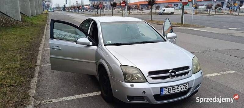 Używany Opel Vectra GTS 2002 Srebrny Hatchback