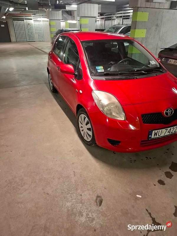 Czerwony Używany 2007 Toyota Yaris Hatchback | 6400 zł (Drogi) - Obraz 1/4