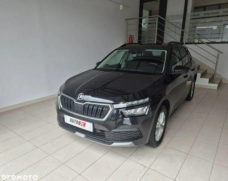 Czarny Używany 2022 Skoda Kamiq SUV | 62 900 zł - Obraz 1/4