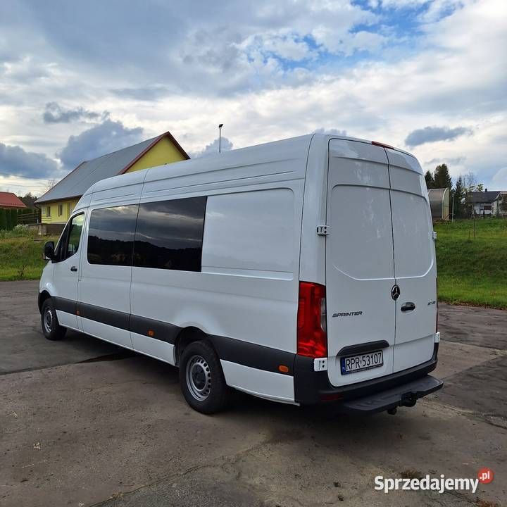 Używany Mercedes Sprinter 170 KM (125 kW) 2024 Biały Van