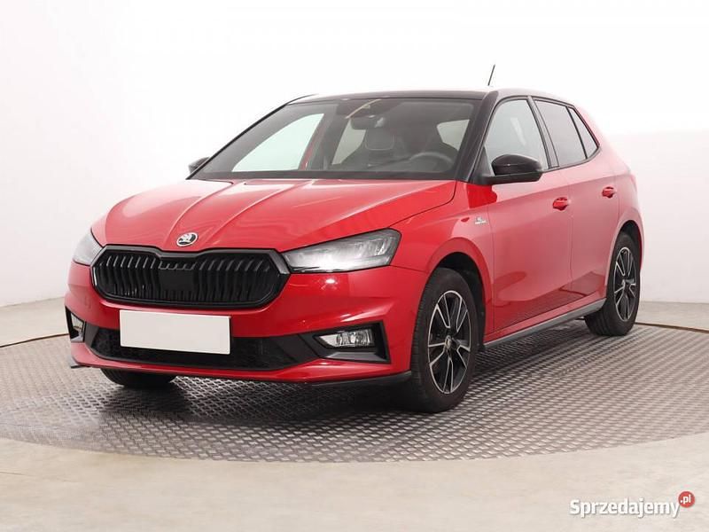 Używany Skoda Fabia 2024 Czerwony Hatchback