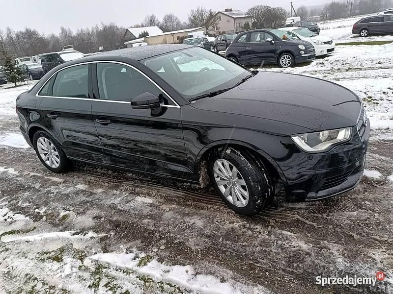 Używany Audi A3 2014 Czarny Sedan/Limuzyna
