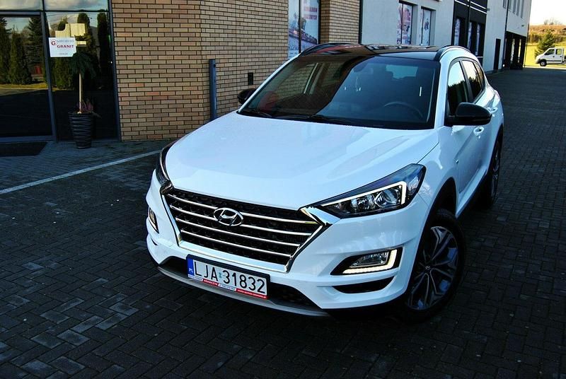 Biały Używany 2020 Hyundai Tucson SUV | 84 900 zł (Uczciwa cena) - Obraz 1/4