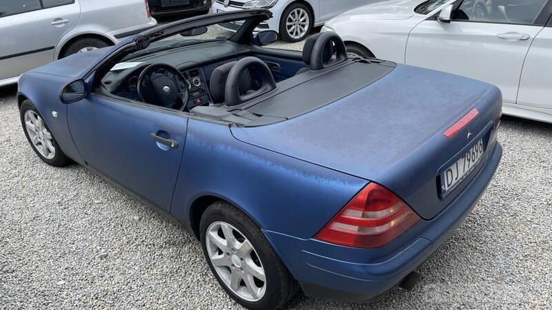 Używany Mercedes SLK200 136 KM (100 kW) 1998 Niebieski Kabriolet