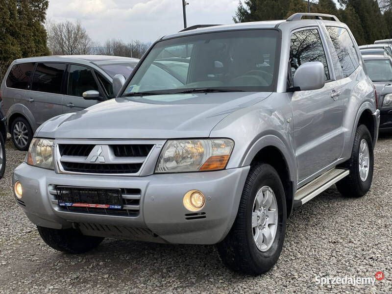 Srebrny (metalik) Używany 2005 Mitsubishi Pajero SUV | 29 700 zł - Obraz 1/4