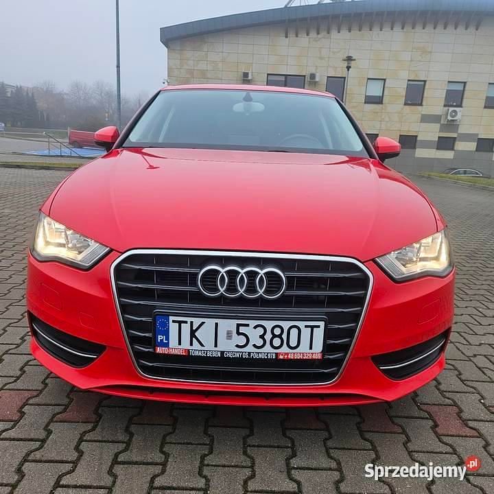 Używany Audi A3 2013 Czerwony Hatchback