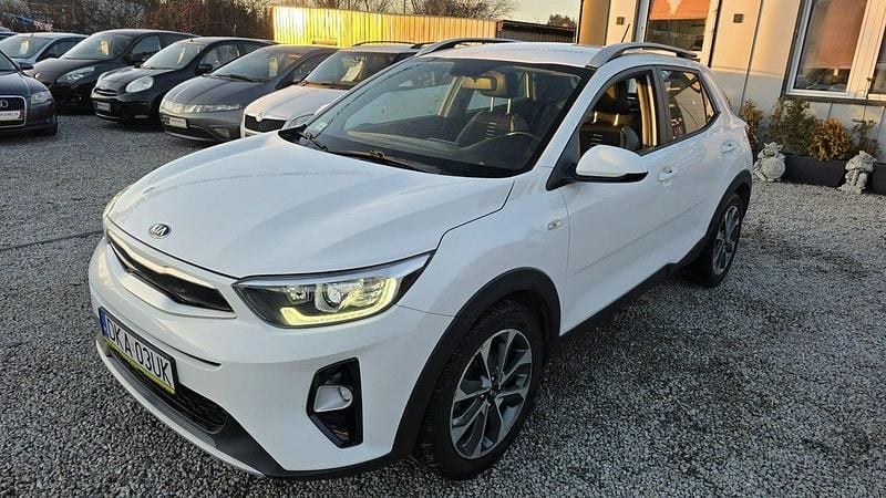 Używany Kia Stonic 100 KM (73 kW) 2018 Biały SUV