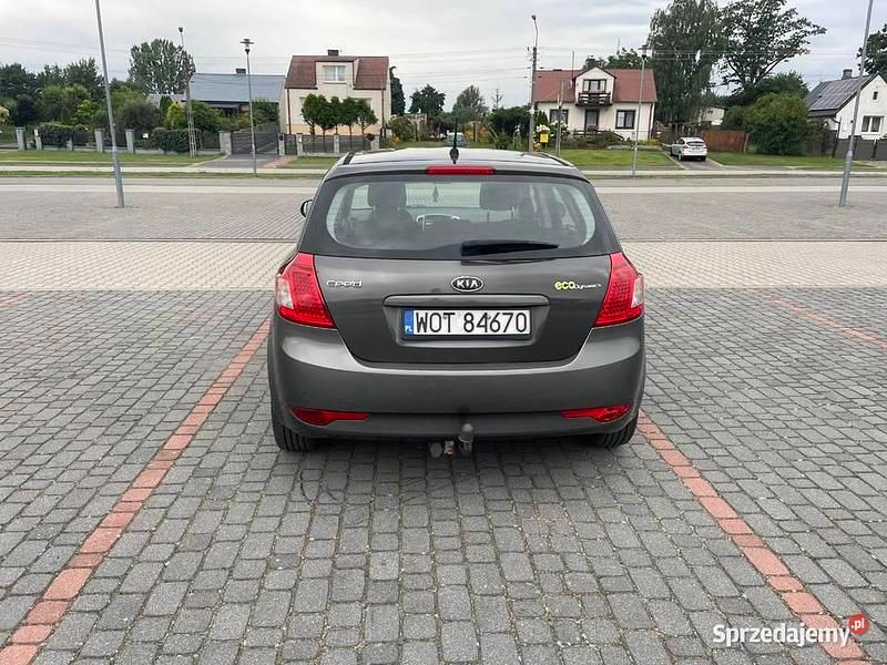 Używany 2009 Kia Ceed Hatchback | 18 000 zł (Uczciwa cena) - Obraz 1/4