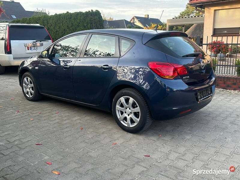 Używany Opel Astra 2010