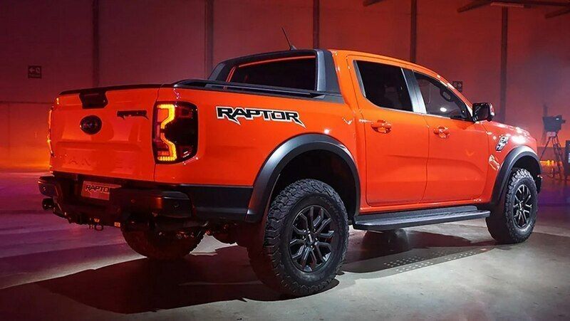Używany Ford Ranger Raptor 292 KM (214 kW) 2024 Pomarańczowy Pickup
