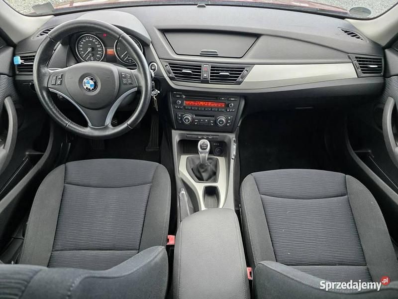 Używany BMW X1 143 KM (105 kW) 2012 Bordowy SUV