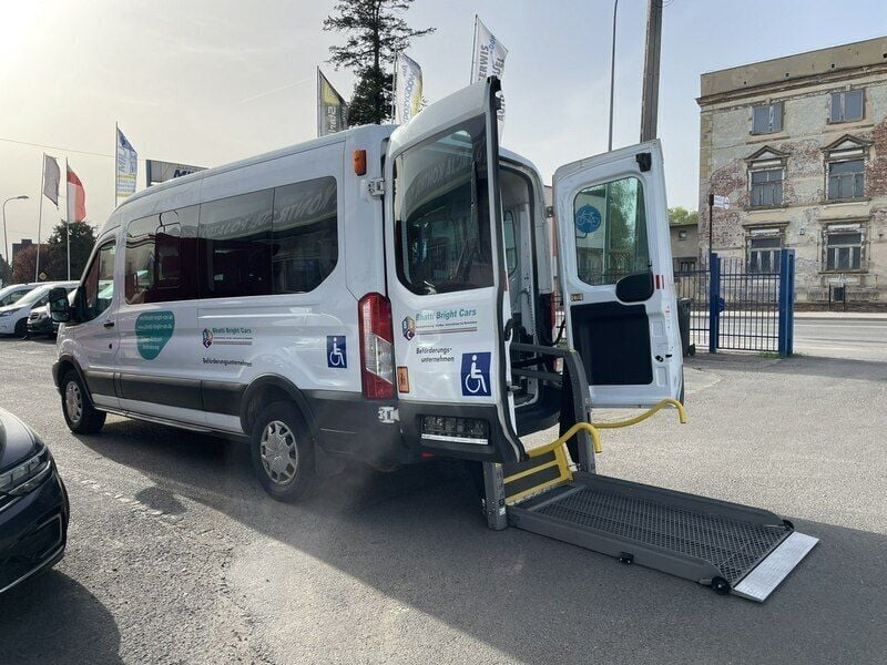 Używany Ford Transit 100 KM (73 kW) 2016 Biały Sedan/Limuzyna