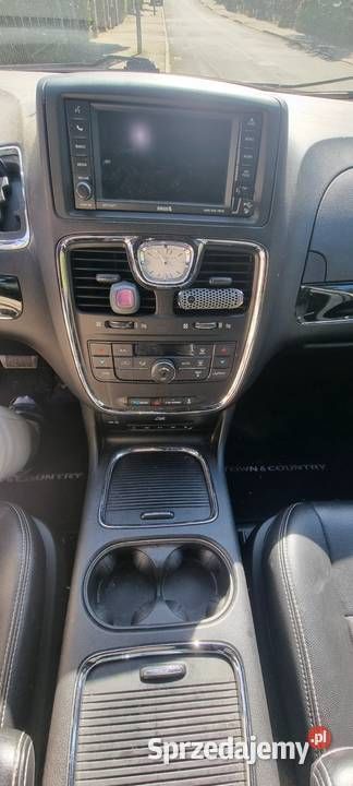 Używany Chrysler Town & Country 2014 Szary Minivan