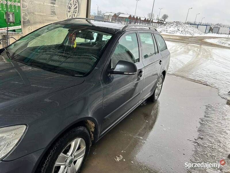 Używany 2011 Skoda Octavia | 17 900 zł (Uczciwa cena) - Obraz 1/4